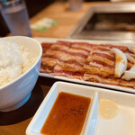 Yakiniku Raiku - 