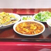 Goshuudou - 炒飯セット(￥910)。炒飯や麻婆豆腐も一人前！