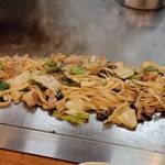 ホルモン焼きうどん 一力 - 