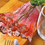 個室肉バル シュラスコ肉寿司 25品食べ放題 HUNGRY EYE - 