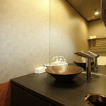 新潟肉と海鮮・50種の地酒 つるまる - 