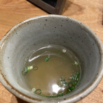 Yakitori Hassaku - 鶏スープ。あっさり系
