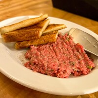 カルネジーオ イースト - 