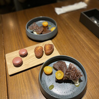 ERUTAN RESTAURANT BAR - 