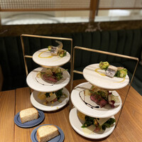 ERUTAN RESTAURANT BAR - 