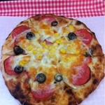 サフラン - ミックスピザ360円