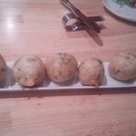 ピッツァ サン フェリーチェ - ピザ生地で揚げたの名前忘れたｗ