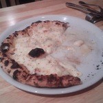 ピッツァ サン フェリーチェ - クワトロフォルマッジこれ最高