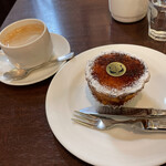 Patisserie　Rond-to - 【2023年01月】ピュイダムールマロン＠550円、コーヒー＠450円。