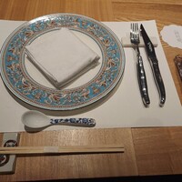 肉割烹 岡田前 - 