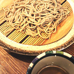 蕎麦切 森の - おそば（薄つゆ）