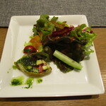 青山ブションアミュゼ - 季節野菜のテリーヌ　サラダ