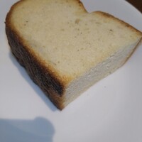 トラットリア イル レガーロ - パン