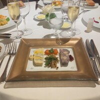 シェ・イノ - 