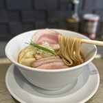 宍道湖しじみ中華蕎麦 琥珀 - 中華蕎麦　醤油　特上