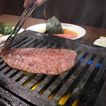 やきにくグレート&ホルモン - みずしは片面３秒ずつしか焼きません