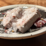 焼き鳥 とりら - 白肝ズリ刺し淡雪塩