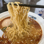 あご出汁中華そば 六味亭 - 麺リフト