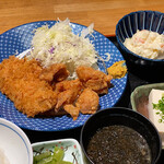 Taishuu Tonkatsu Kanda - ロースかつ＆鶏から定食＋冷奴＋ポテトサラダ