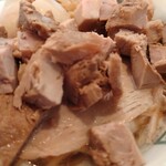 ケンチャンラーメン - 細切れチャーシュー
