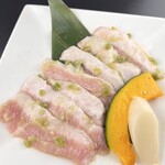 アンデス高原豚トロワサビ