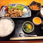 和食居酒屋しゅん - お昼の定食（肉）