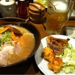 古潭 - こたん醤油、唐揚げ、餃子のセット