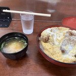 ひばり食堂 - しゅわんぼう丼(イノシシ肉)