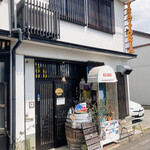 トラットリア プルチネッラ - お店の外観