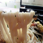 たかやす - 重たいうどん＝旨いうどん（経験上）　このうどんも重みが半端なし優等生なうどん君