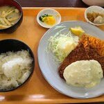 あじフライ定食（７３０円）