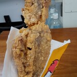 台湾魔法大鶏排 - イカの丸揚げ(780円)