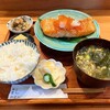 食堂かど。