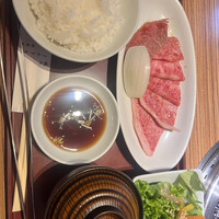 焼肉 しんうち 神楽坂 - 