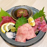 Assorted grilled wagyu beef sashimi