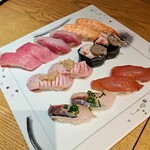 Sushi Tama - 基本、毎回中トロか焙りトロは注文してた模様w