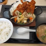 かつや - タレカツとうま煮の合盛定食