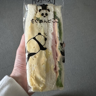 札幌市役所本庁舎売店_1