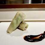 中華ダイニング 一途一心 - わーい！！北京ダック包む時に使う皮だああ！なんか私が買ってる安いやつより美味しい皮だった。ほんのり甘くて！美味しかったなー。この皮好きだからまた食べたい。