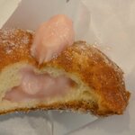 レナーズ 横浜ワールドポーターズ店 - ストロベリークリーム（240円）