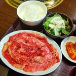 焼肉おくう - 国産牛カルビランチ