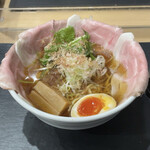 醤油らーめん ピース 本町店 - 