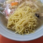 北海道ラーメン 味よし - タンメンの麺