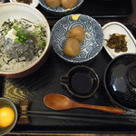 鎌倉甚平 - 生しらす丼セット（しょうが）