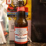 ノンズ・バーガー・イズ・ヘブンリー - 2023.4 ビール（330ml 600円）バドワイザー小瓶