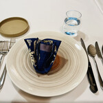 エヴォリュエ - テーブルセット