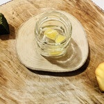 エヴォリュエ - 小菓子（マドレーヌ・抹茶ケーキ・パイナップル）