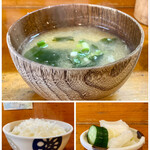 Hisamoto - この日のお味噌汁は、ワカメと豆腐。
                        炊きたてのご飯がいつもながらに美味しい♪
                        お米は茨城県産コシヒカリ米。
                        お母さん手作りの糠漬けが美味しくて、これだけでご飯一膳はいただけますよd(^_^o)