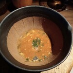 yokoyama - 赤出汁のスープを注いでもらいます。
