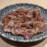 Horumon Yaki Yakiniku Yoshiko Chan - カシラは部の肉の部分で一番おいしいと言われている部位です！